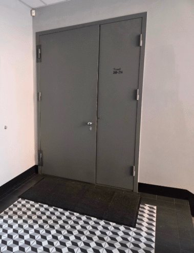 The 2nd floor and the corridor entrance